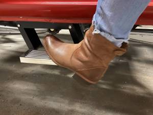 Retractable Side Steps (Pair), 69-75 Blazer - Image 11